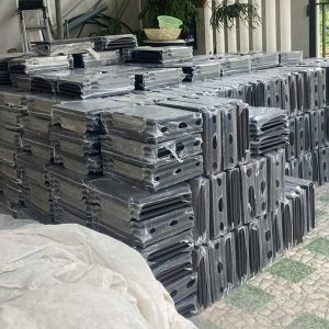 ngoi-phang-secoin-kieu-phap-se-26-mau-den-ghi
