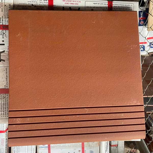 gach-bac-them-tam-cap-ha-long-30x30-do-tuoi gach-bac-them-tam-cap-ha-long-30x30-do-tuoi