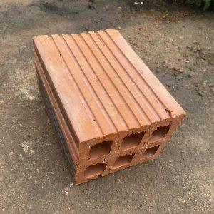 gach-6-lo-vuong-xuan-hoa-ha-noi-3