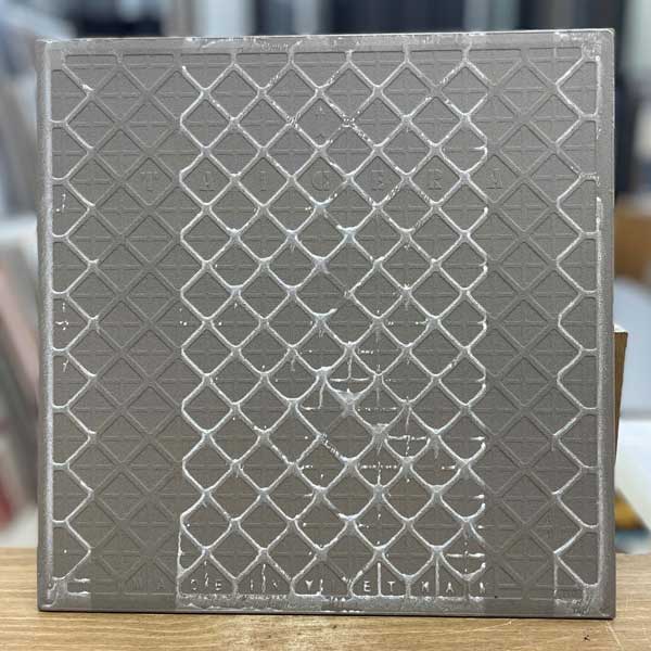 gach-op-lat-taicera-30x30-gl38q33-1