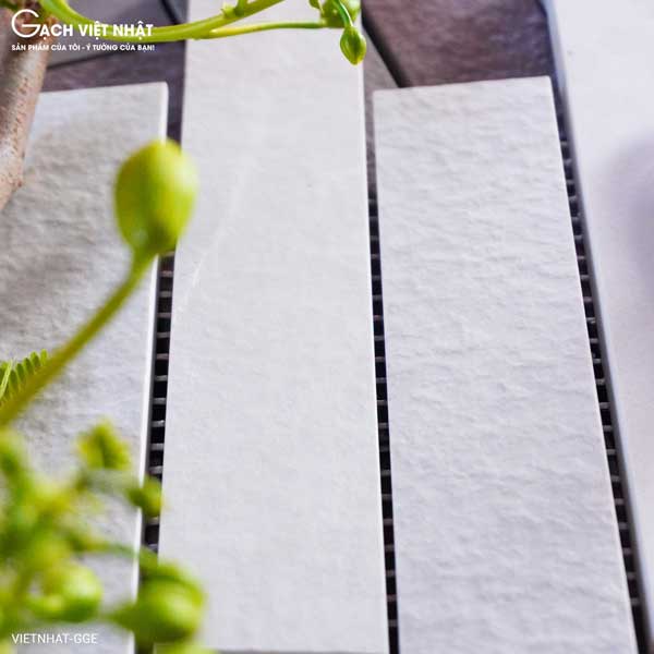 gach-viet-nhat-24-5x32-5-gge-op-tuong-4 gach-viet-nhat-24-5x32-5-gge-op-tuong-4