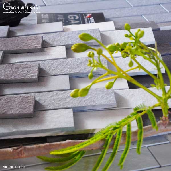 gach-viet-nhat-24-5x32-5-gge-op-tuong-7 gach-viet-nhat-24-5x32-5-gge-op-tuong-7