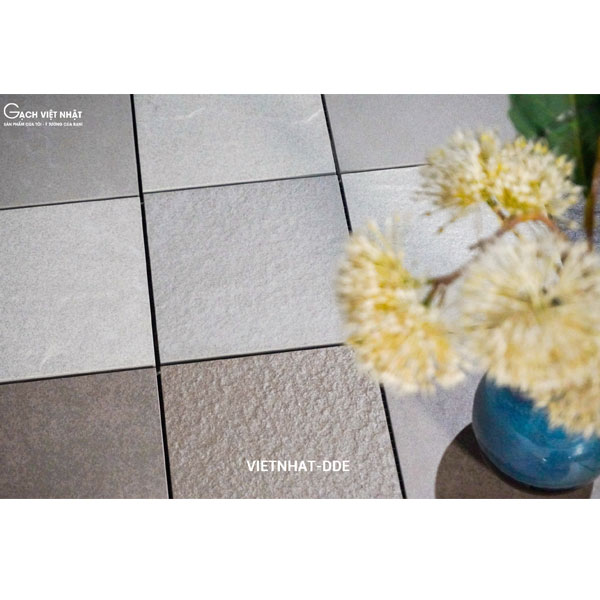 gach-viet-nhat-29-5x29-5-dde-op-tuong-1 gach-viet-nhat-29-5x29-5-dde-op-tuong-1