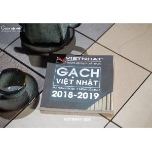 gach-viet-nhat-29-5x29-5-dde-op-tuong-2