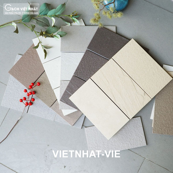 gach-viet-nhat-vie-35-5x23-5-op-lat