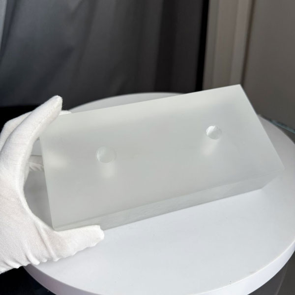 gach-kinh-tron-mo-av-20x10x5-vm013-khoan-lo-ngan-3 gach-kinh-tron-mo-av-20x10x5-vm013-khoan-lo-ngan-3