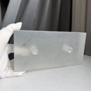 gach-kinh-tron-mo-av-20x10x5-vm013-khoan-lo-ngan-4