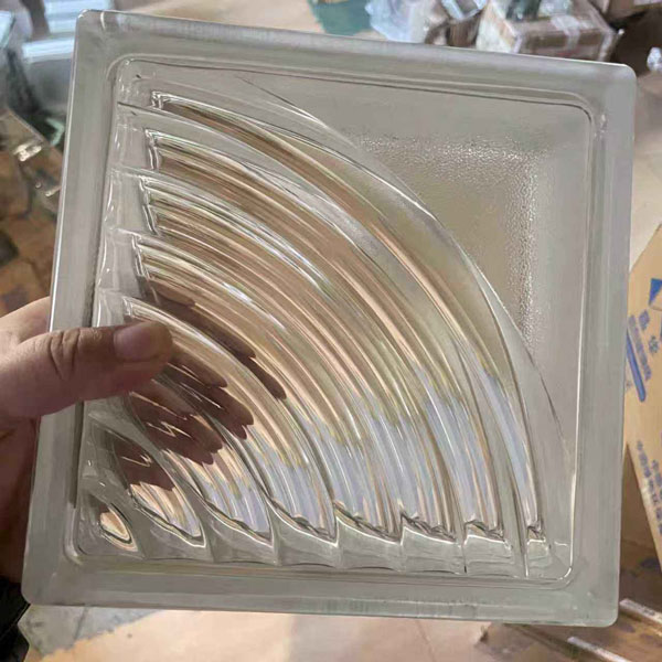 gach-kinh-rong-av-19x19x8-vm197-cau-vong-4 gach-kinh-rong-av-19x19x8-vm197-cau-vong-4