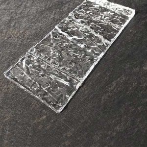 gach-kinh-treo-av-23x10x2-vm167-dap-van