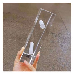 gach-kinh-trong-suot-av-20x5x5-vm032-khoan-lo-4